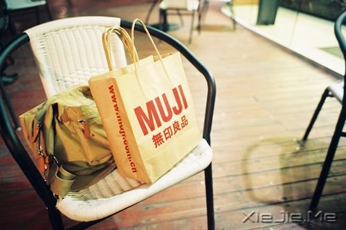 晚安心语:有本事任性的人,也要有本事坚强 (9)